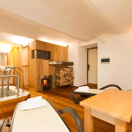 Bedrichovska Devitka Apartment *