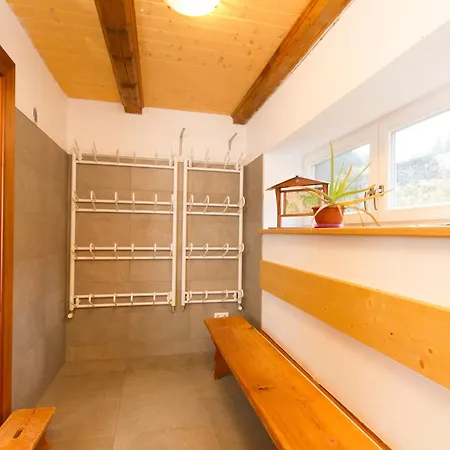 Bedrichovska Devitka Apartment *