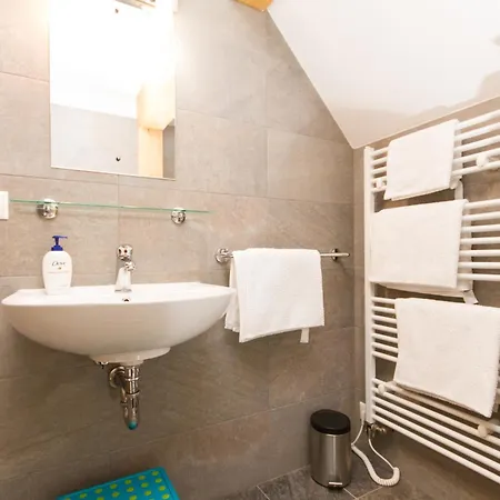 Bedřichovská Devítka Apartamento *